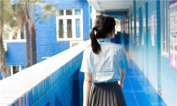 阿克苏如何找到一个可以帮助我生孩子的女人？